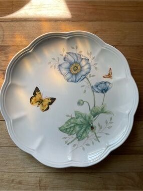 Lenox Blue Flower & Yellow Butterfly Scalloped Dinner Plate